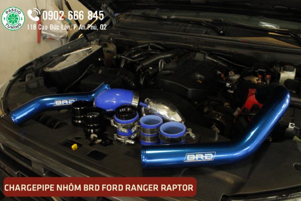 goi-do-full-option-cong-luc-cho-Ford-Ranger-Raptor-4